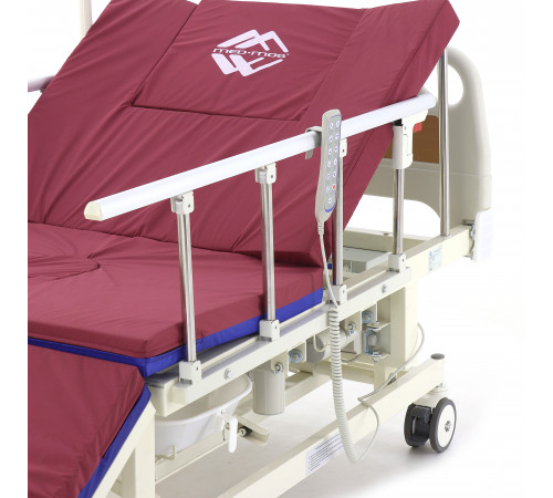 Кровать электрическая DB-11А (МЕ-5218Н-12) с боковым переворачиванием, туалетным устройством и функцией «кардиокресло» и регулировкой высоты